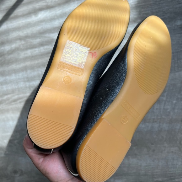 Everlane Women Flats - Picture 9 of 9